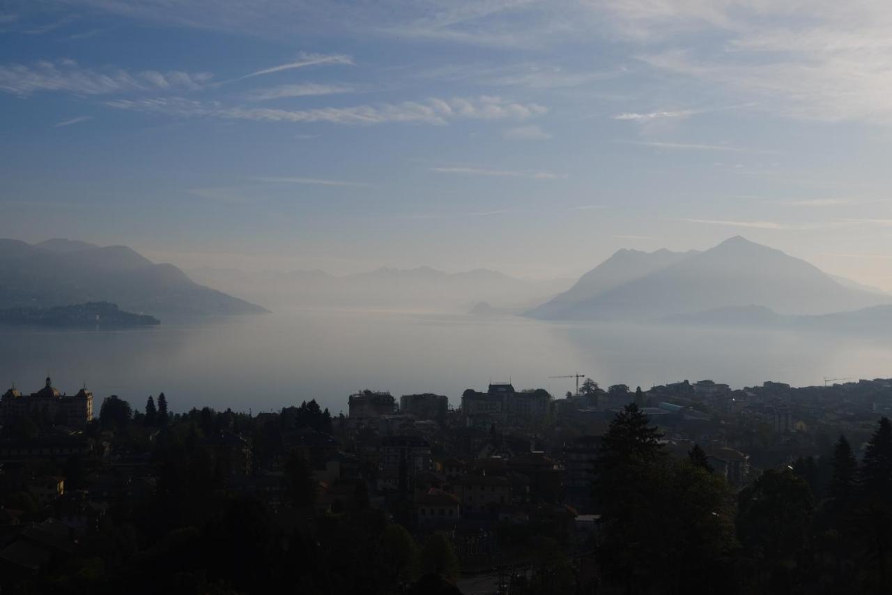 Lago 270 Stresa Bagian luar foto